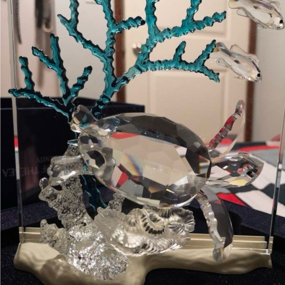 Swarovski crystal Wonders of the Sea W/ free Plaque - Picture 3 of 3